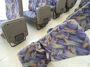 マイクロバス シート 架装 