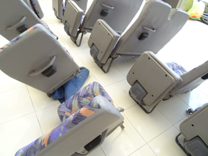 マイクロバス シート 架装 