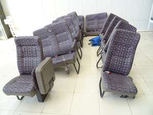 マイクロバス シート 架装 