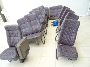 マイクロバス シート 架装 