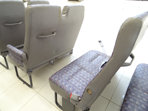 マイクロバス シート 架装 