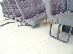 マイクロバス シート 架装 