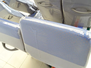 マイクロバス シート 架装 