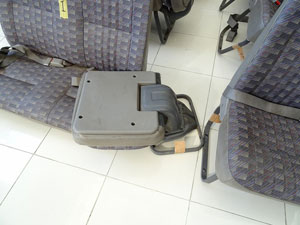 マイクロバス シート 架装 