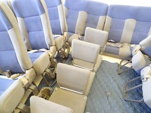 マイクロバス シート 架装 