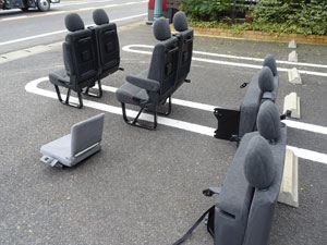 マイクロバス シート 架装 
