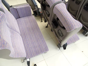 マイクロバス シート 架装 