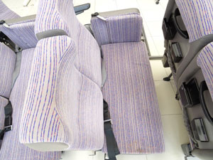 マイクロバス シート 架装 