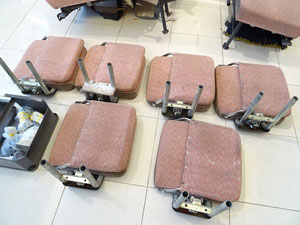 マイクロバス シート 架装 