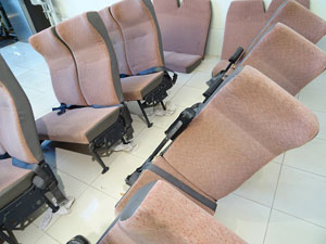 マイクロバス シート 架装 