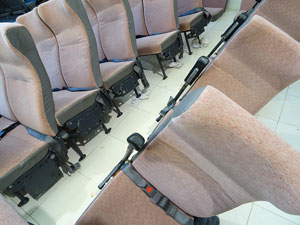 マイクロバス シート 架装 
