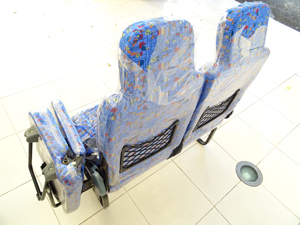 マイクロバス シート 架装 