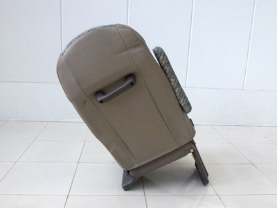 マイクロバス シート 架装 