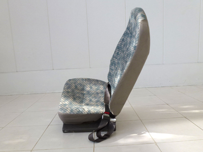 マイクロバス シート 架装 