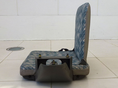 マイクロバス シート 架装 