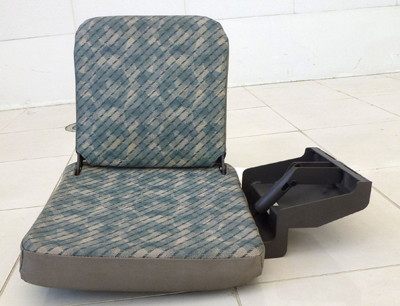 マイクロバス シート 架装 