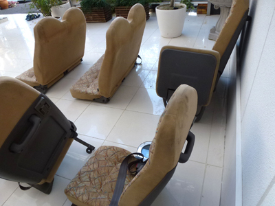 マイクロバス シート 架装 