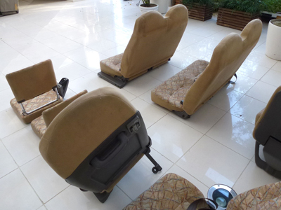 マイクロバス シート 架装 