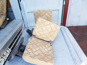 マイクロバス シート 架装 