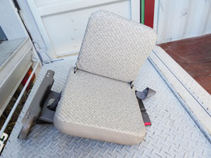 マイクロバス シート 架装 