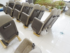 マイクロバス シート 架装 