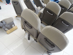 マイクロバス シート 架装 