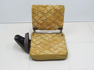 マイクロバス シート 架装 