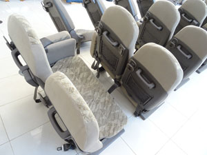 マイクロバス シート 架装 