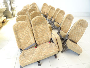 マイクロバス シート 架装 