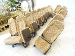 マイクロバス シート 架装 