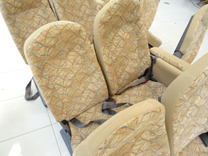 マイクロバス シート 架装 