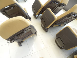 マイクロバス シート 架装 