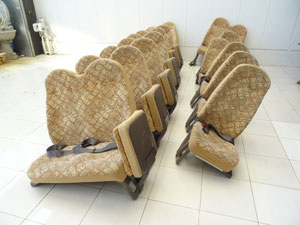 マイクロバス シート 架装 