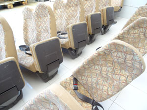 マイクロバス シート 架装 