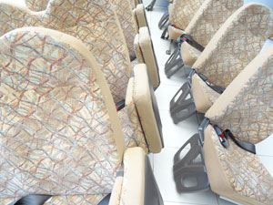 マイクロバス シート 架装 