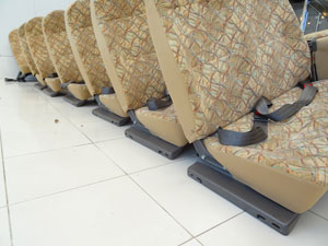 マイクロバス シート 架装 