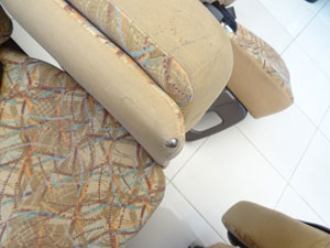 マイクロバス シート 架装 