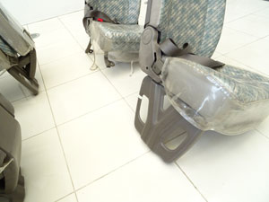 マイクロバス シート 架装 