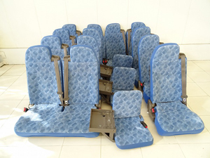 マイクロバス シート 架装 