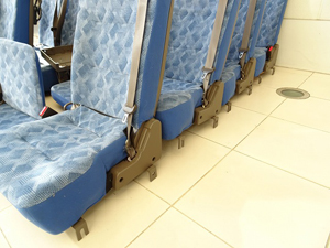 マイクロバス シート 架装 