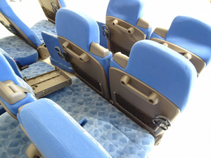 マイクロバス シート 架装 