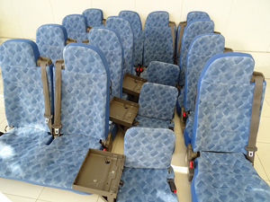 マイクロバス シート 架装 