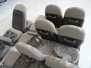 マイクロバス シート 架装 