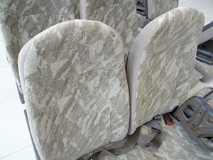 マイクロバス シート 架装 