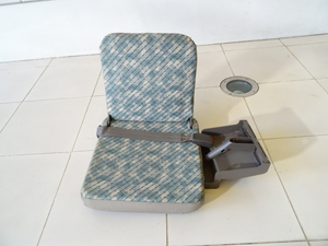 マイクロバス シート 架装 