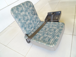 マイクロバス シート 架装 