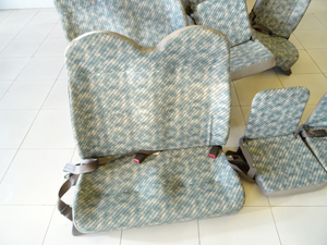 マイクロバス シート 架装 