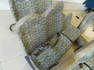 マイクロバス シート 架装 