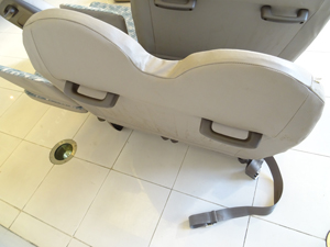 マイクロバス シート 架装 