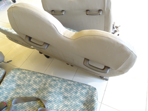 マイクロバス シート 架装 